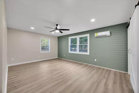 Living - 140 Triangle Rd, Gaffney, SC 29340 photo 7 of 7