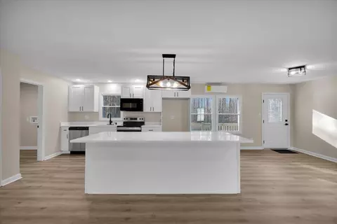 Kitchen - 140 Triangle Rd, Gaffney, SC 29340 photo 1 of 3
