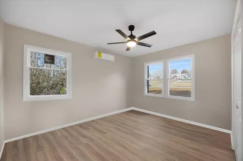 Bedroom - 140 Triangle Rd, Gaffney, SC 29340 photo 4 of 4