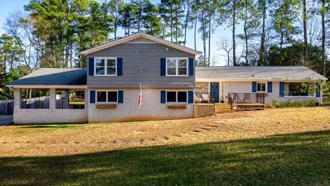 110 Lorraine Ct, Spartanburg, SC 29307