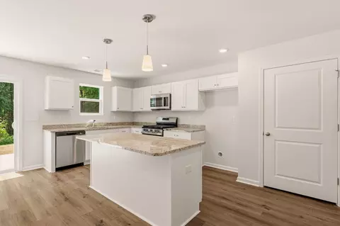Kitchen - 389 Prosperity Ln, Moore, SC 29369 photo 1 of 4