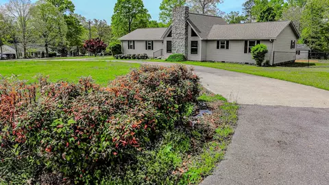 250 Garden Lks, Blacksburg, SC 29702