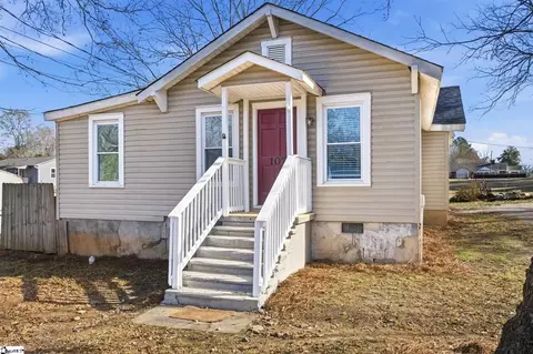 107 Marion St, Cowpens, SC 29330