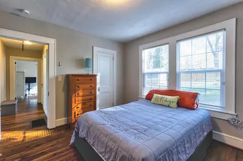 Bedroom - 604 E Jefferies St, Gaffney, SC 29340 photo 3 of 4