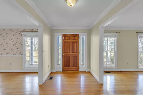 Entry Way - 123 Blairfield Ct, Moore, SC 29369 photo 1 of 2
