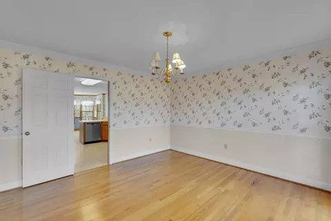 Dining - 123 Blairfield Ct, Moore, SC 29369 photo 1 of 1