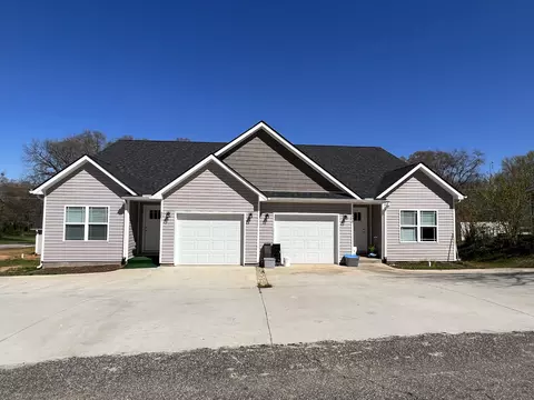 303 Edgefiled St, Chesnee, SC 29323