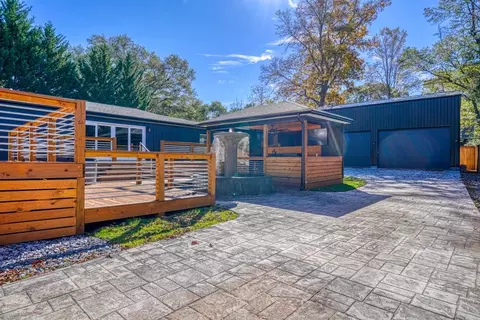 825 N Franklin Rd, Greenville, SC 29617