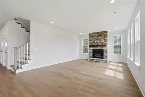 Living - 755 Rodin Rd, Moore, SC 29369 photo 2 of 3