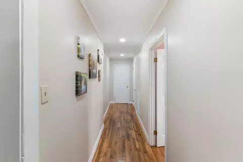 Entry Way - 200 4th St, Union, SC 29379 photo 2 of 2