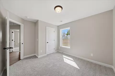Bedroom - 101 Crooked Tree Dr, Gaffney, SC 29341 photo 3 of 6