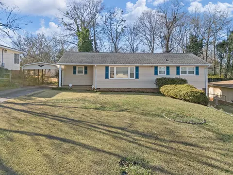 613 Greenhill Rd, Spartanburg, SC 29303