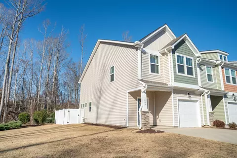 1404 Maplesmith Way, Moore, SC 29369 photo 2