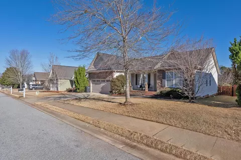 510 Summitbluff Dr, Greenville, SC 29617