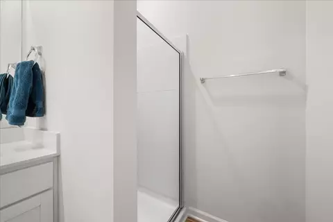 Bath - 117 Preservation Dr, Greer, SC 29650 photo 2 of 2
