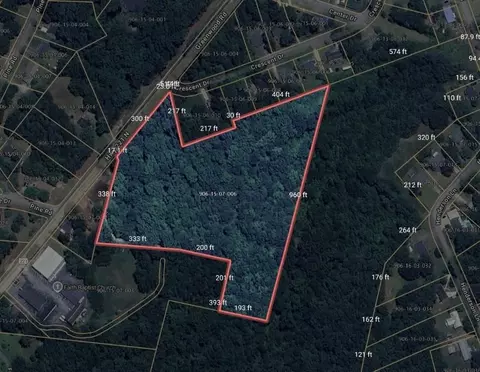 Hwy 221 N Greenwood Hwy, Laurens, SC 20360