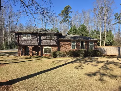 419 Forest Lane Dr, Gaffney, SC 29340
