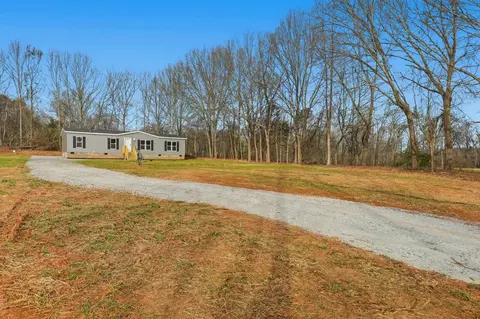 1212 Fairview Church Rd, Spartanburg, SC 29303