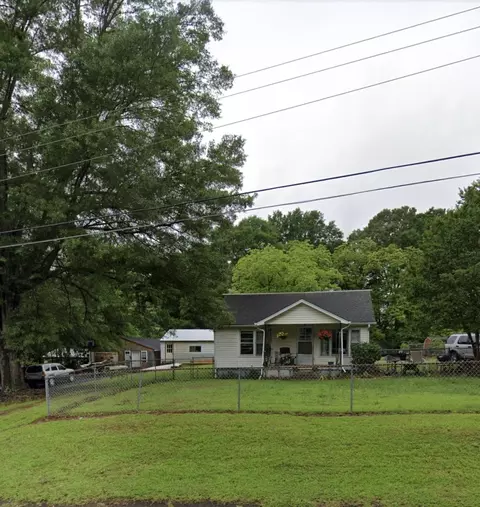 205 N Georgia Ave, Chesnee, SC 29323