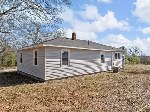 737 Lowrys Rd, Gaffney, SC 29340 photo 32