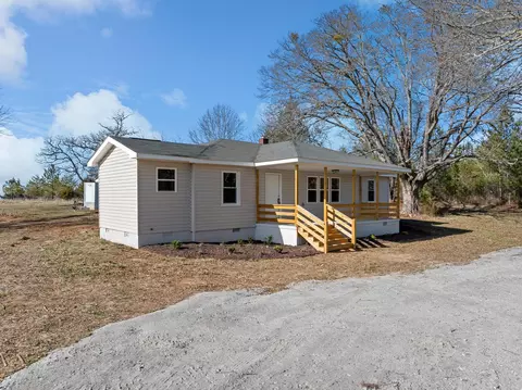 737 Lowrys Rd, Gaffney, SC 29340 photo 3