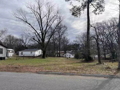 620 Broad St, Gaffney, SC 29341 photo 2