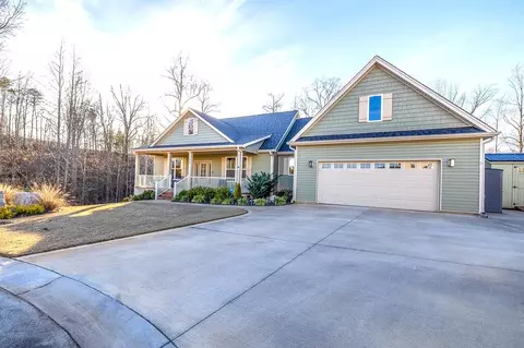 849 Haven Grey Rd, Lyman, SC 29365