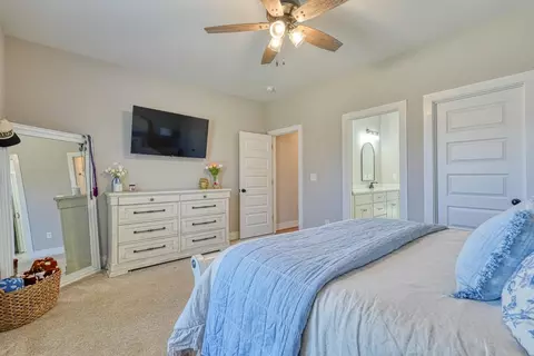 Bedroom - 899 Hampton Rd, Lyman, SC 29365 photo 5 of 9