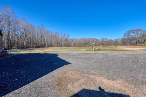 Exterior - 899 Hampton Rd, Lyman, SC 29365 photo 9 of 10