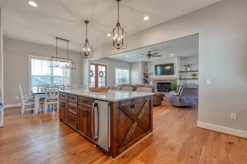 Kitchen - 899 Hampton Rd, Lyman, SC 29365 photo 4 of 7