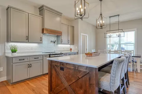 Kitchen - 899 Hampton Rd, Lyman, SC 29365 photo 5 of 7