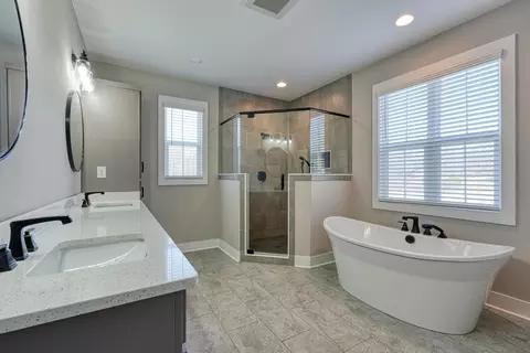 Bath - 899 Hampton Rd, Lyman, SC 29365 photo 1 of 6