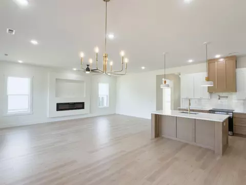 Living - 250 Artisan Dr, Lyman, SC 29365 photo 4 of 5