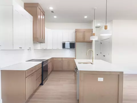 Kitchen - 250 Artisan Dr, Lyman, SC 29365 photo 2 of 4
