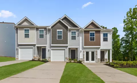 1279 Forestbrook Ln, Spartanburg, SC 29303