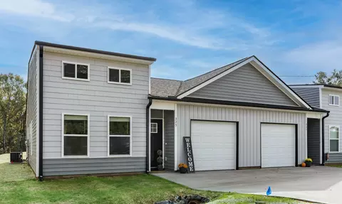 325-327 R C Thompson Rd, Chesnee, SC 29323