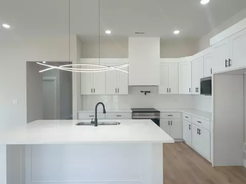 Kitchen - 242 Artisan Dr, Lyman, SC 29365 photo 2 of 4