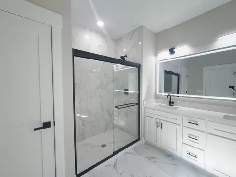 Bath - 242 Artisan Dr, Lyman, SC 29365 photo 5 of 7