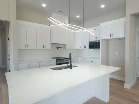 Kitchen - 242 Artisan Dr, Lyman, SC 29365 photo 1 of 4