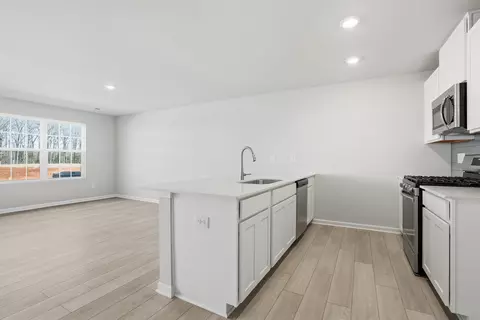 3116 Whispering Willow Ct, Inman, SC 29349 photo 8