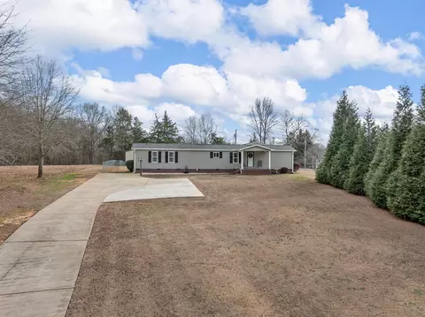 660 Harrison Rd, Roebuck, SC 29376