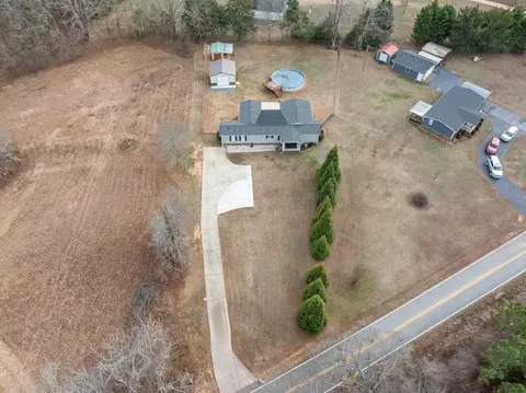 660 Harrison Rd, Roebuck, SC 29376 photo 10