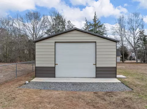 660 Harrison Rd, Roebuck, SC 29376 photo 3
