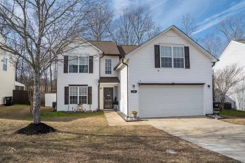 220 Garfield Ln, Simpsonville, SC 29681