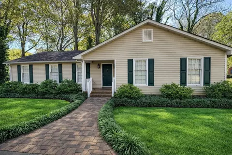 205 Westminster Dr, Spartanburg, SC 29302