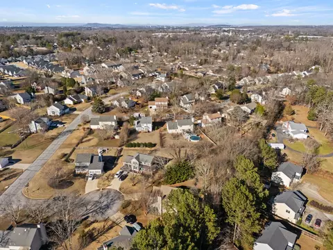 View/Area - 7 Murraymill Ct, Mauldin, SC 29662 photo 2 of 8