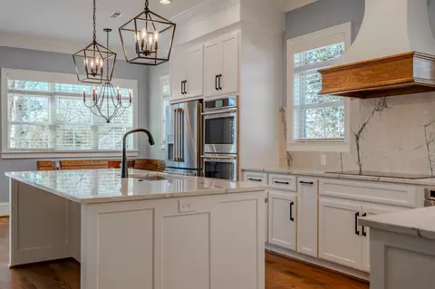 205 Pine St, Greer, SC 29650 photo 33