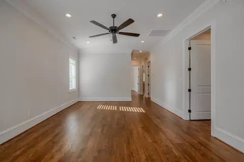 205 Pine St, Greer, SC 29650 photo 14