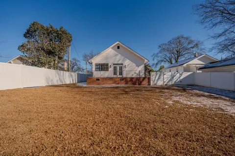 205 Pine St, Greer, SC 29650 photo 43