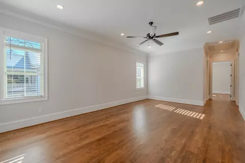 205 Pine St, Greer, SC 29650 photo 13